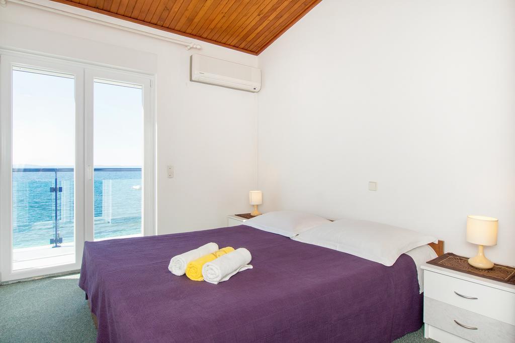 Beach Guesthouse Mediteran Podstrana Værelse billede