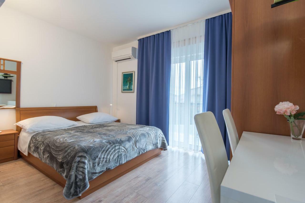 Beach Guesthouse Mediteran Podstrana Eksteriør billede